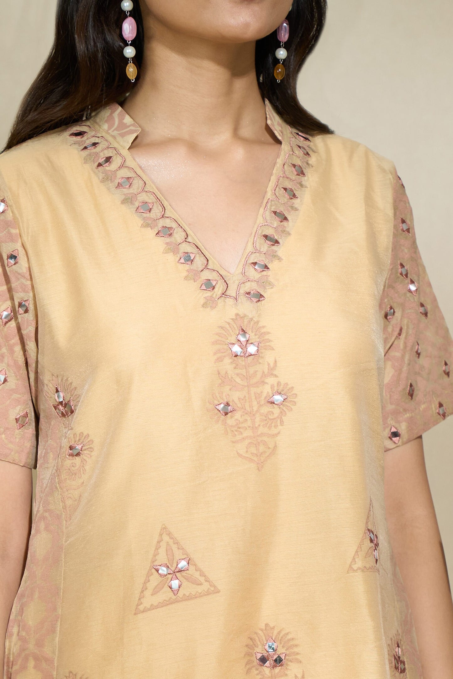 BEIGE MULTIPRINT MIRROR TUNIC