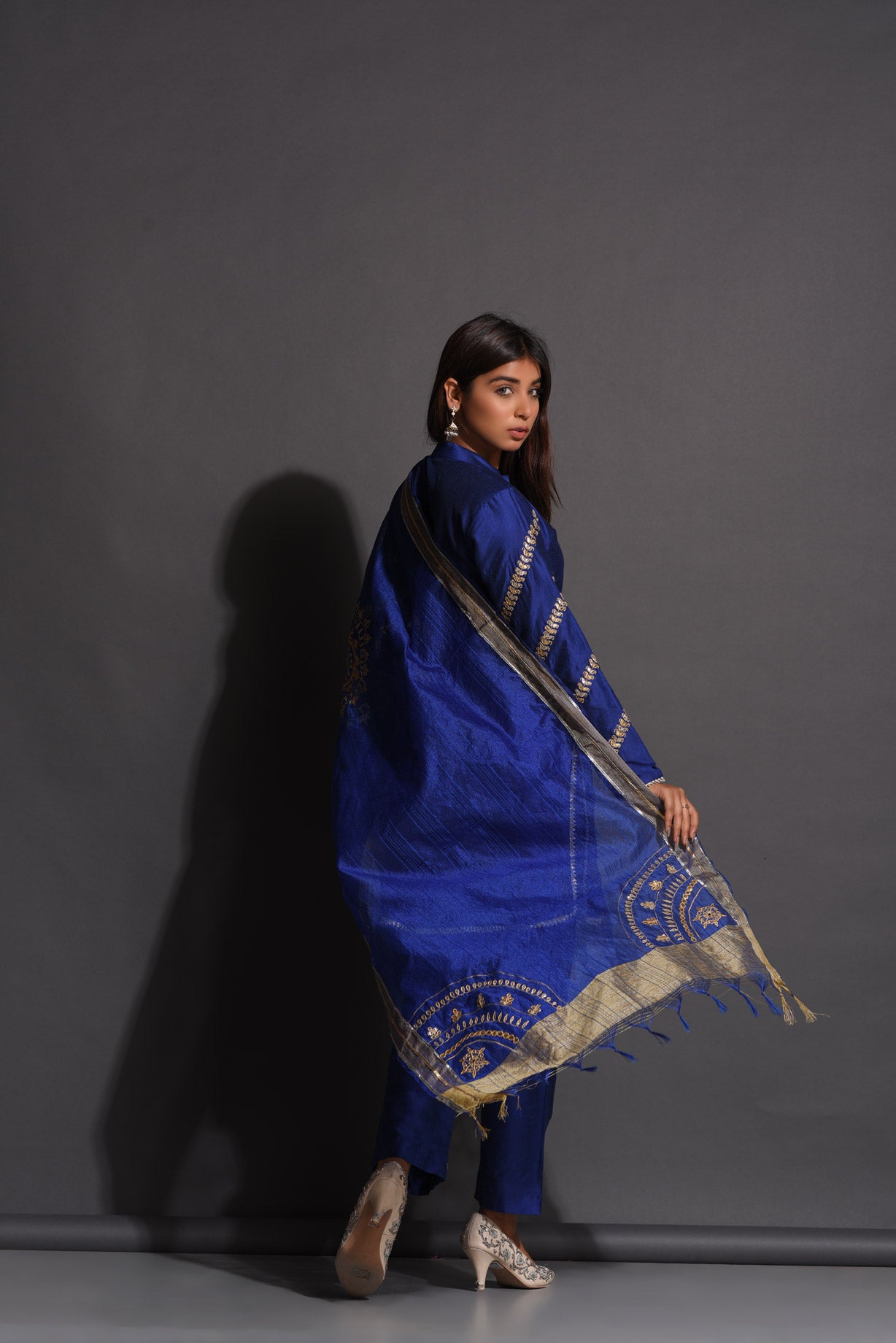 BLUE COTTON SILK GOTAPATTI SUIT SET