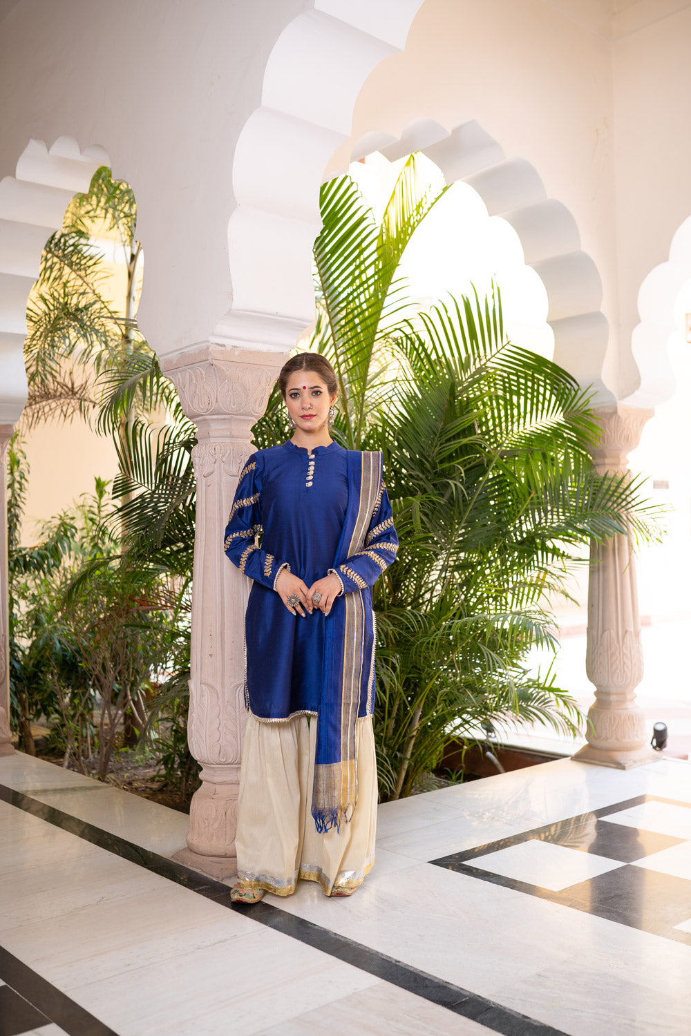 BLUE GOTAPATTI GHARARA SET