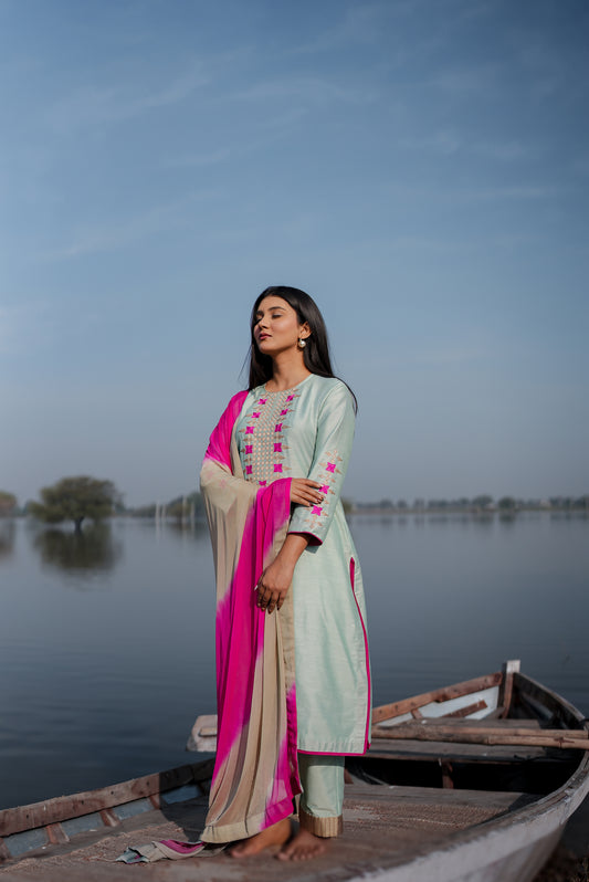 PISTACHIO ROZAANA SET