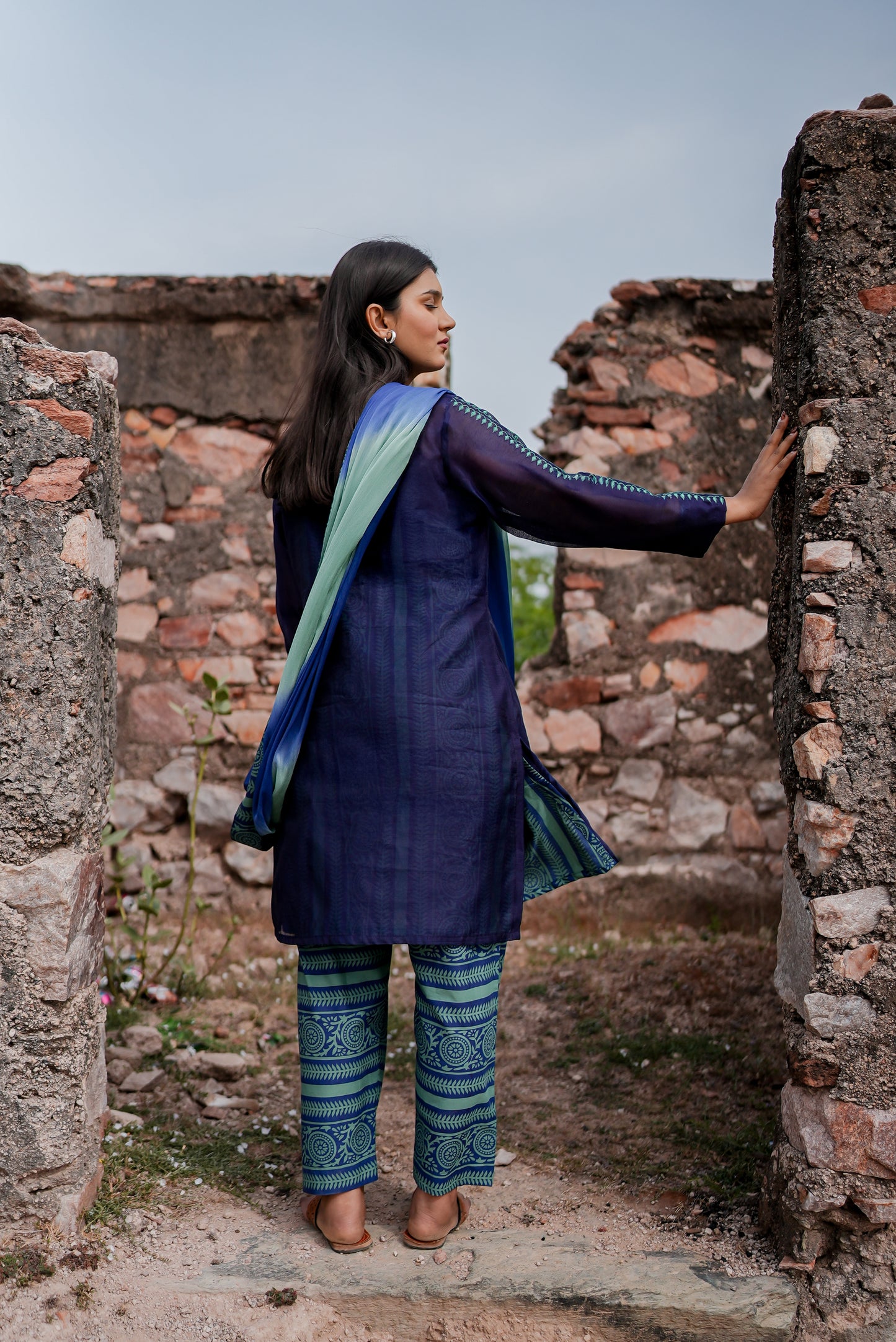 NAVY ROZAANA TWIN STYLER SET