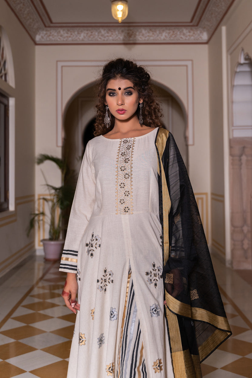 MONOCHROME ANARKALI SET