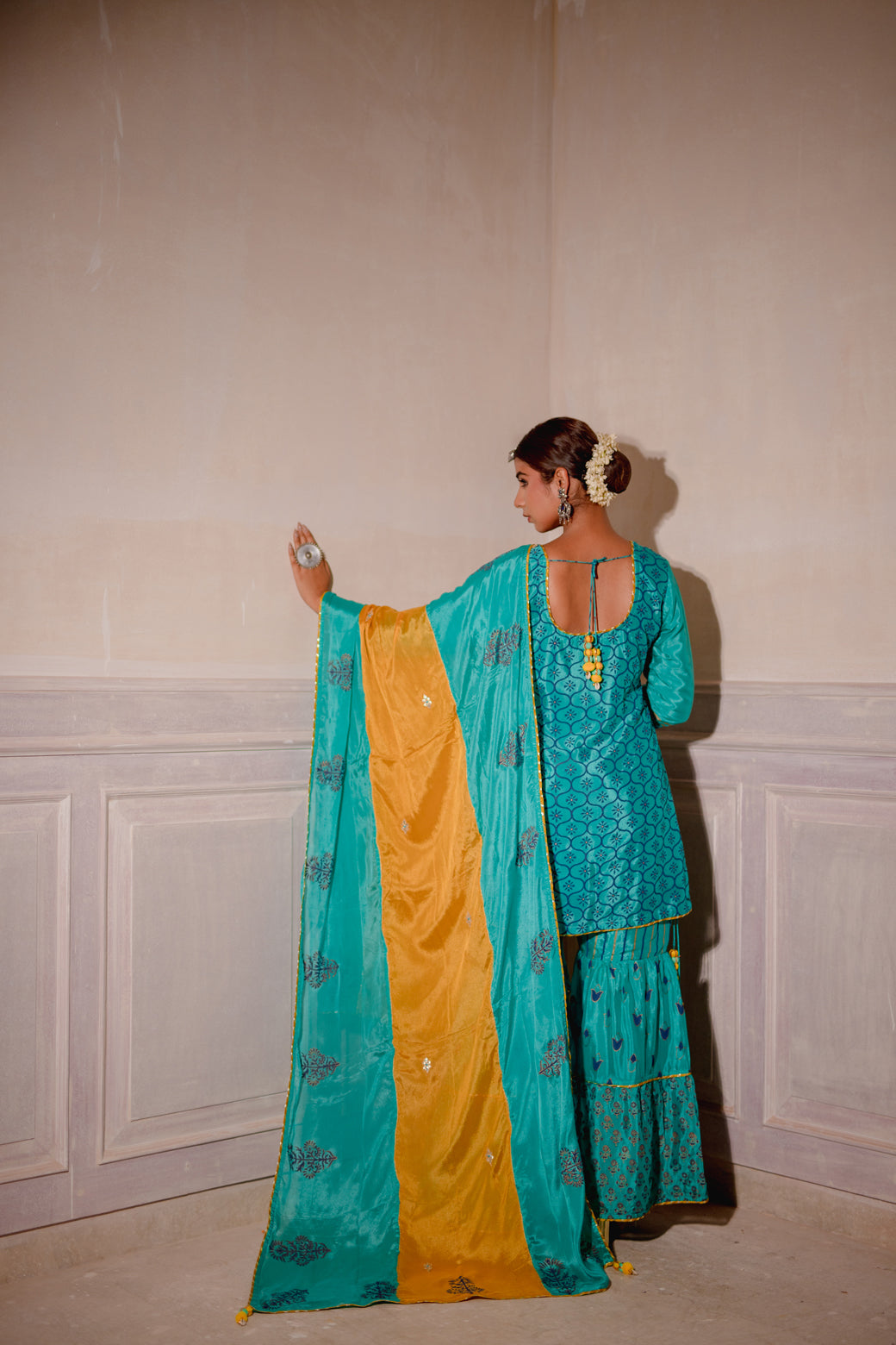 TURQUOISE AEHHSAAS GHARARA