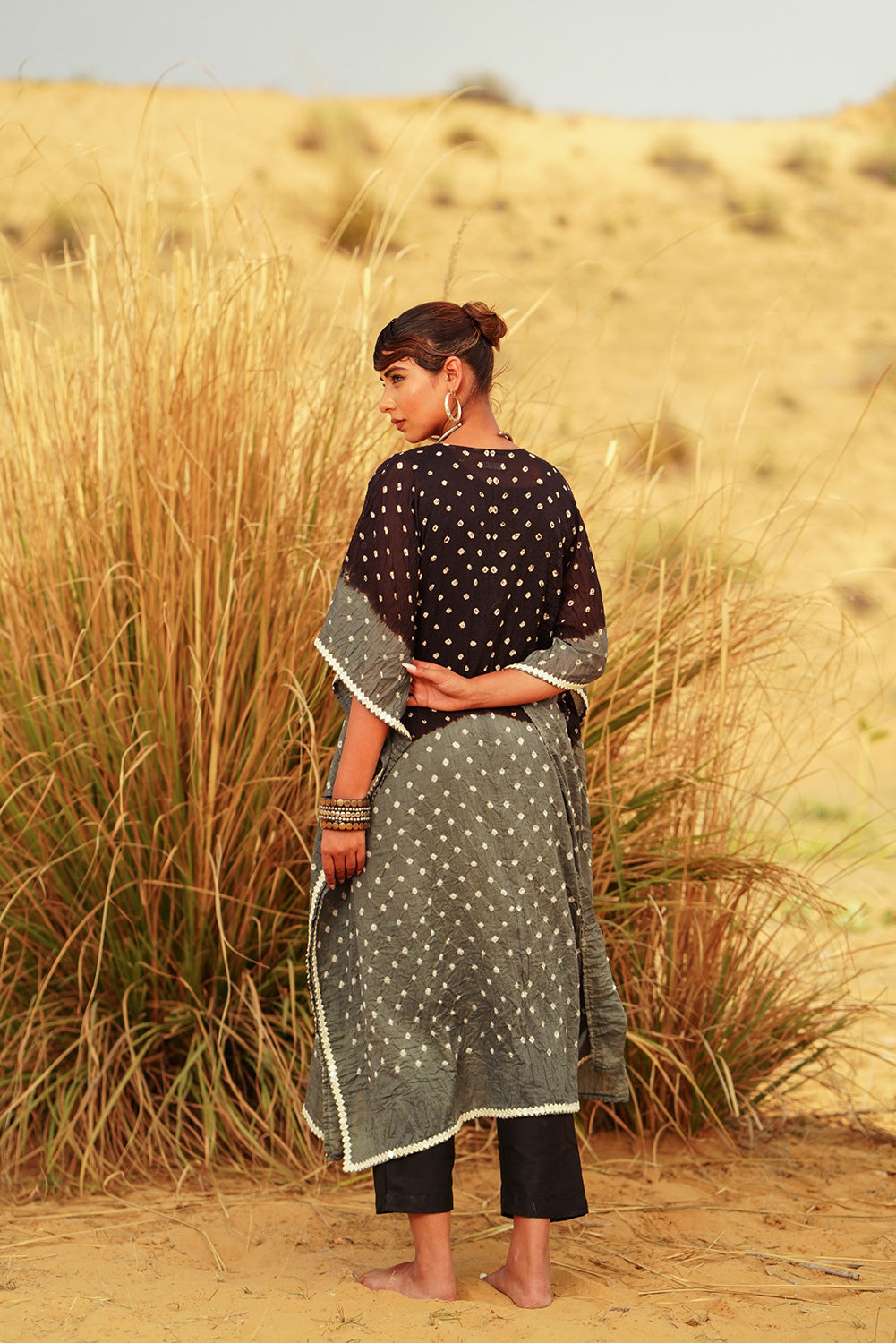 MONOCHROME KAFTAN SET