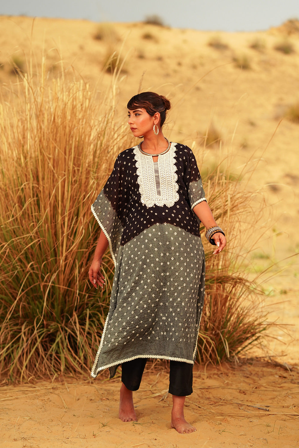 MONOCHROME KAFTAN SET