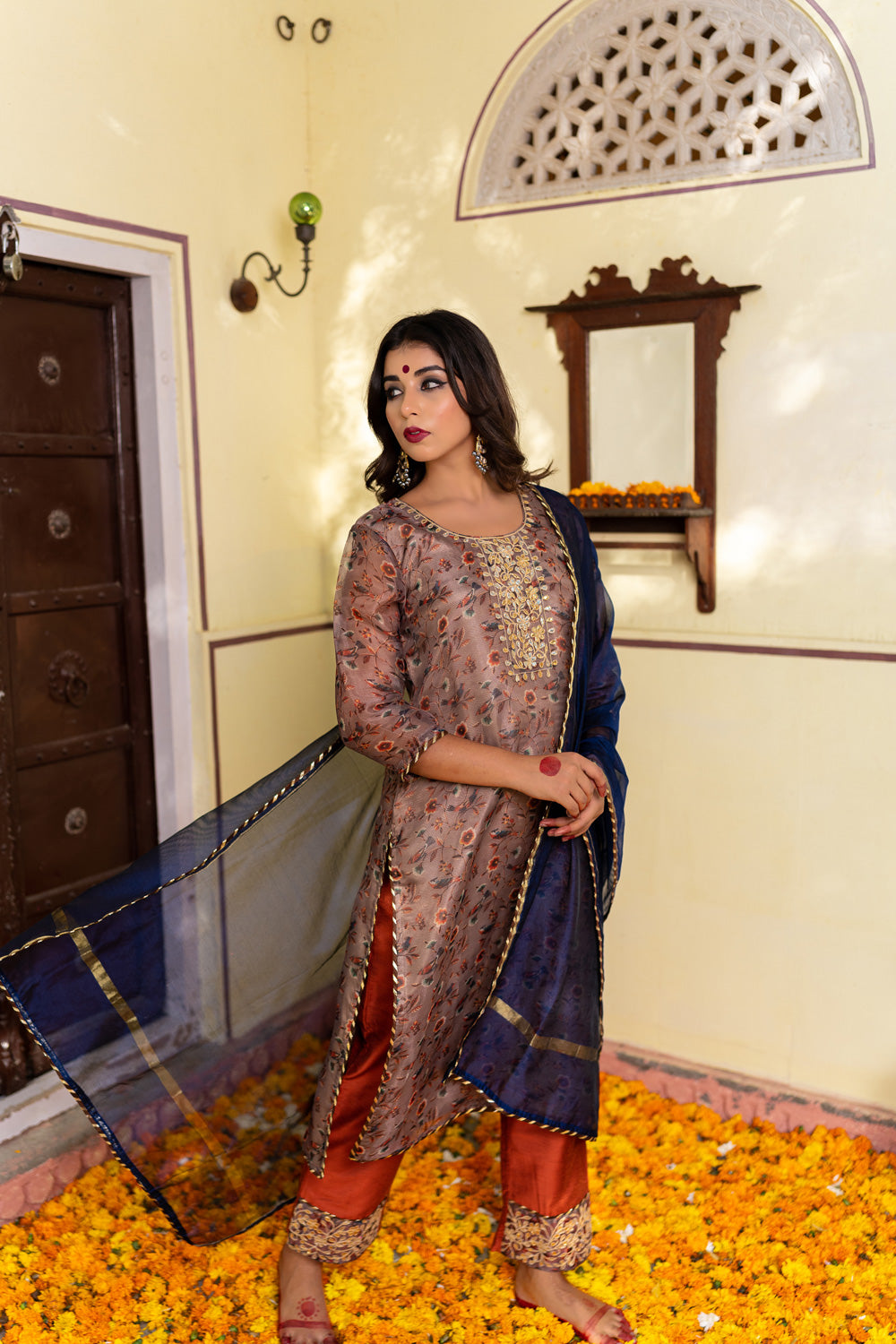 PECAN BROWN GOTAPATTI SUIT