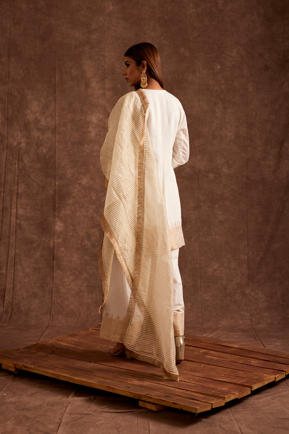 TIMELESS IVORY SUKOON