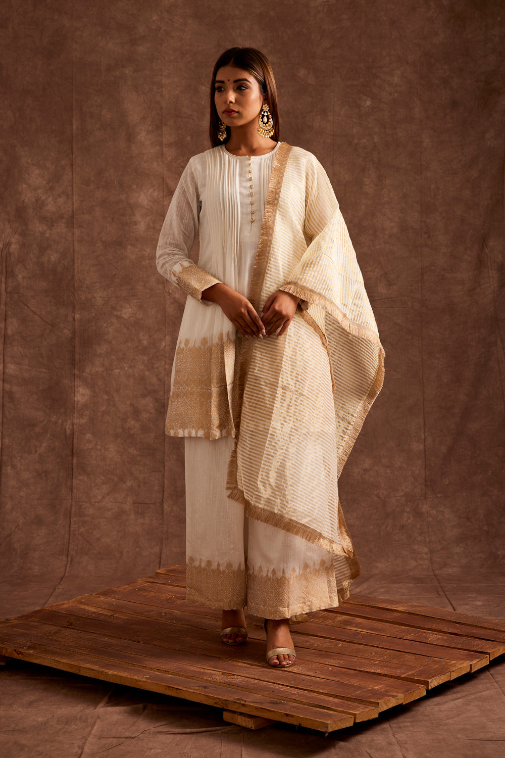 TIMELESS IVORY SUKOON