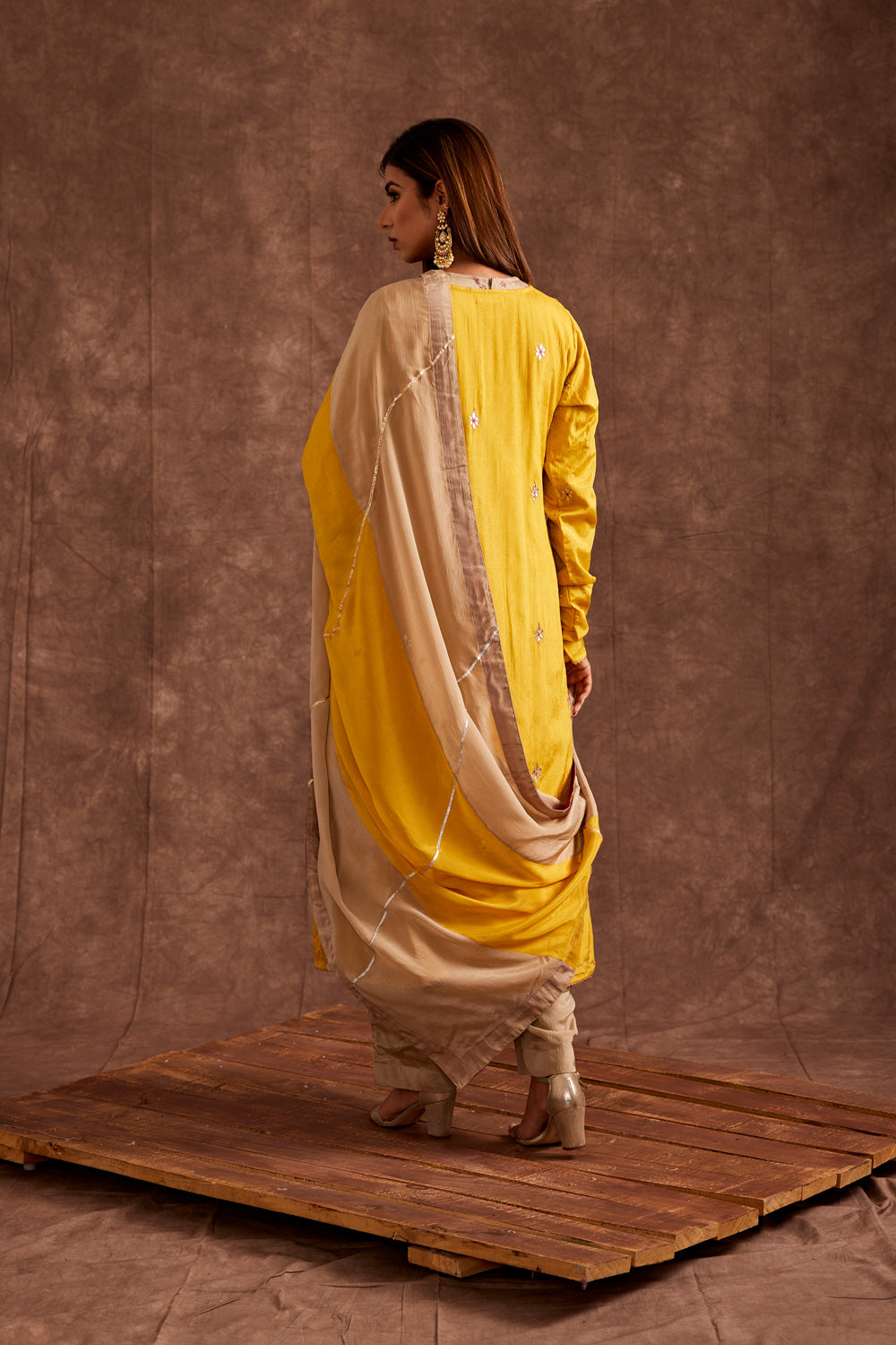 GOTAPATTI JACKETED SUIT SET