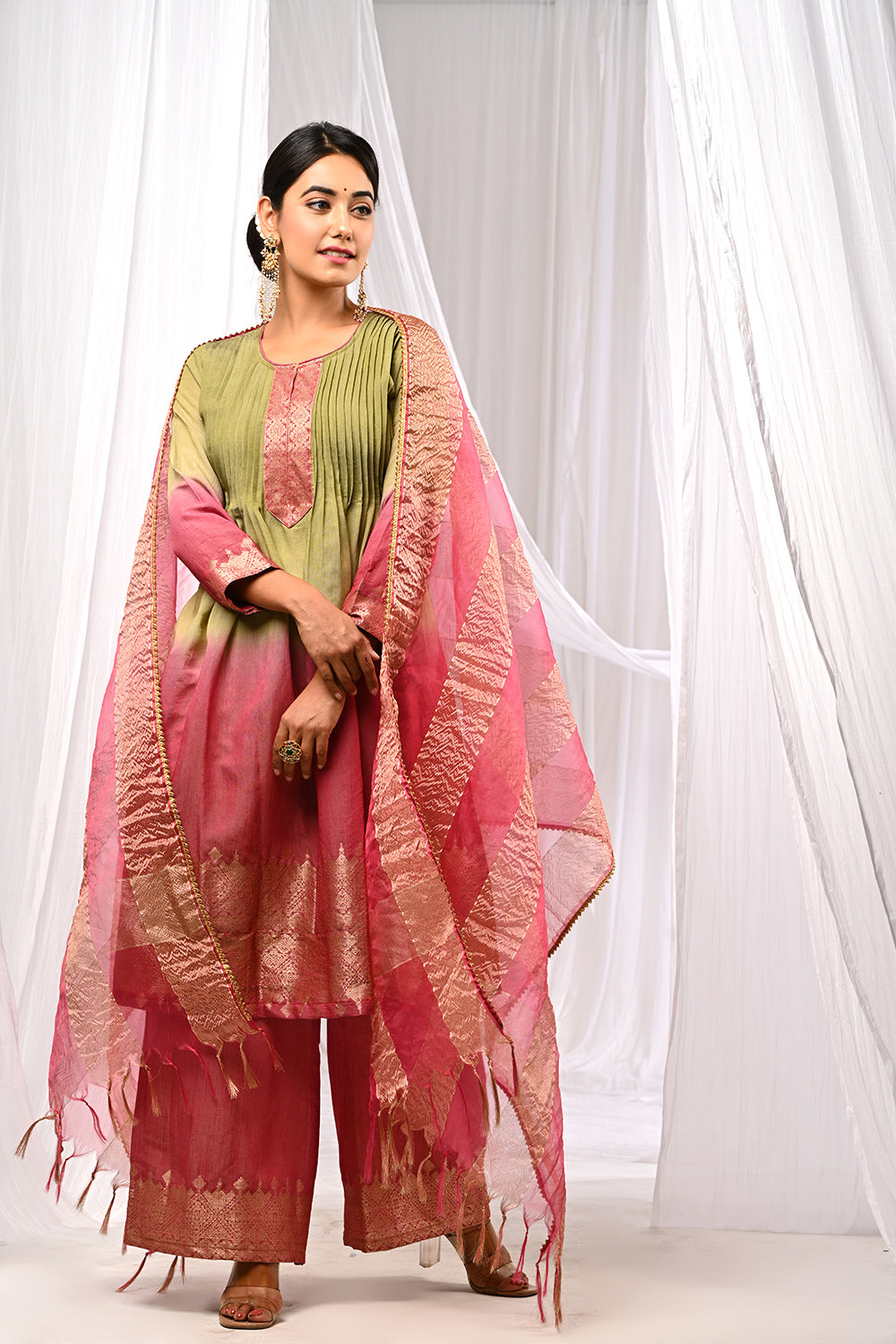 SHADED MEHNDI SUKOON SET