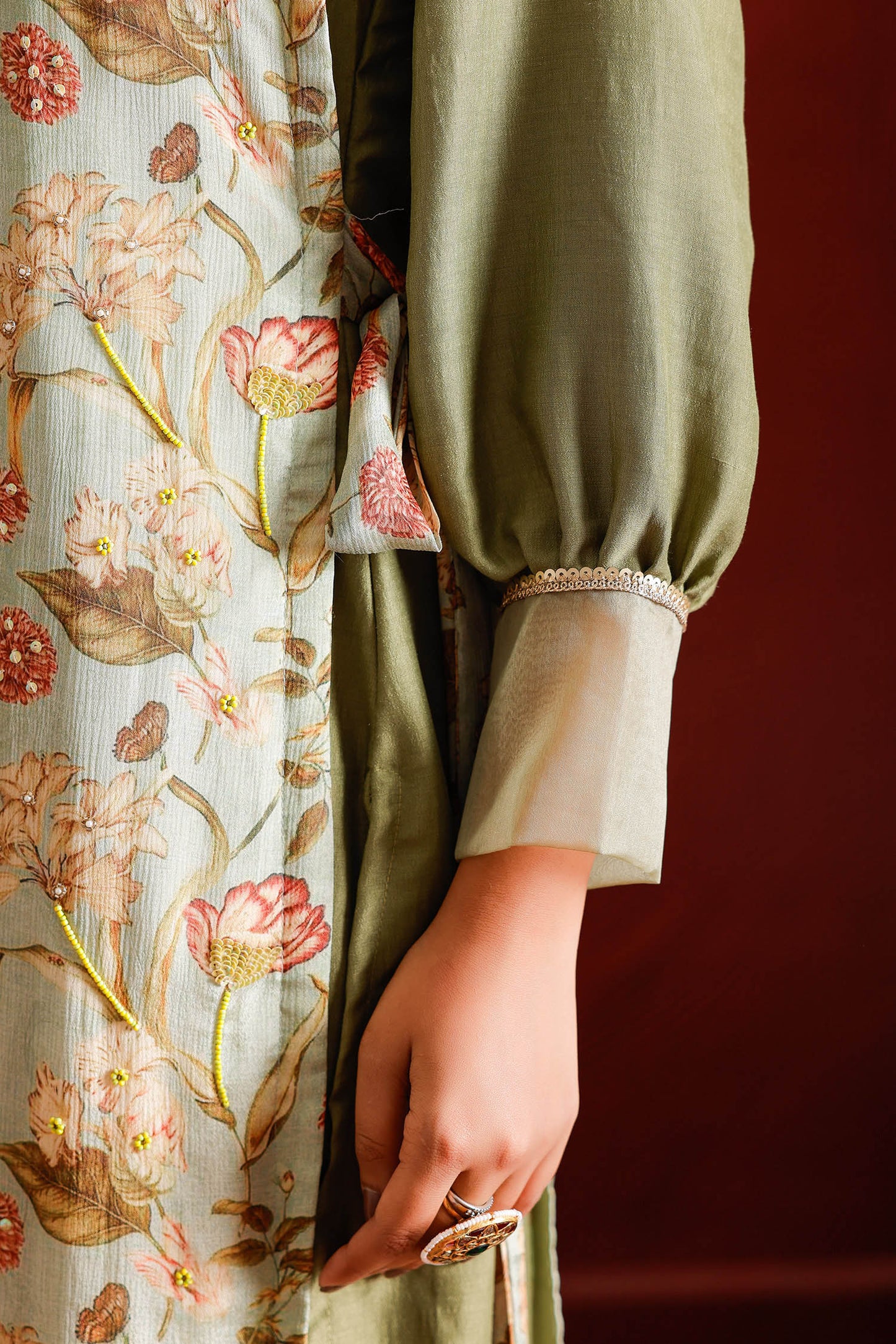 GREEN MONOTONE 4-IN-1 STYLING SET