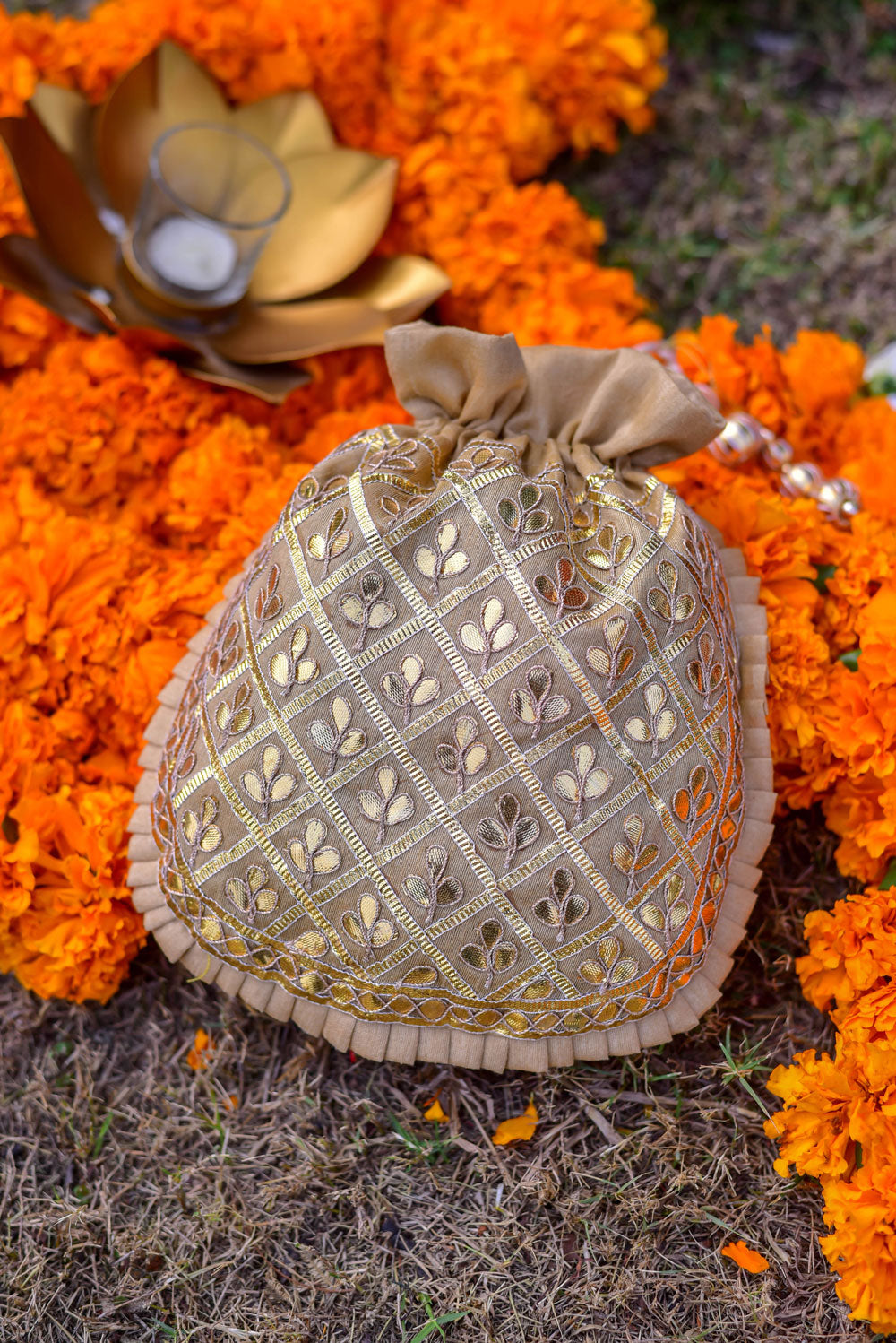 BEIGE GOLD GOTA POTHLI BAG