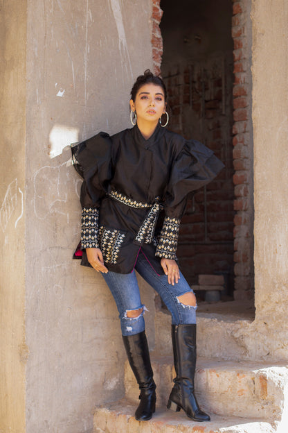 BLACK HANDBLOCKED WRAP