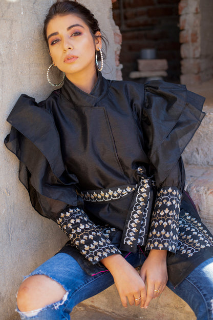 BLACK HANDBLOCKED WRAP