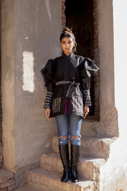 BLACK HANDBLOCKED WRAP