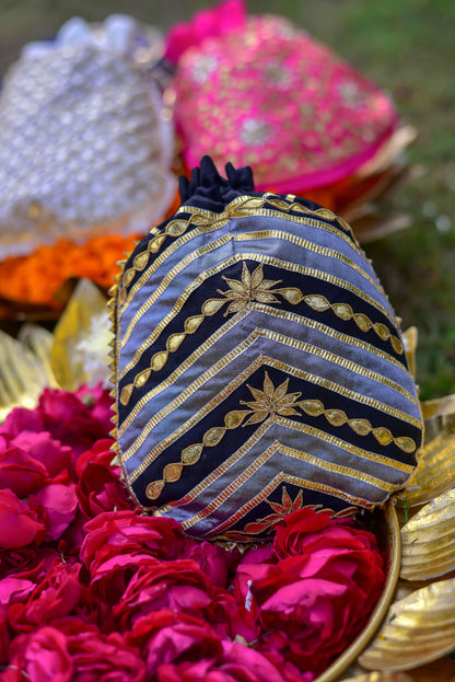 BLACK SILVER GOTA POTHLI BAG