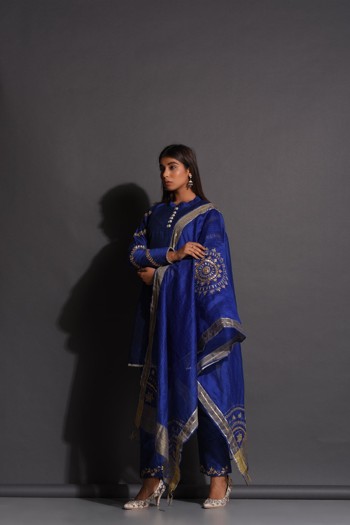 BLUE CHROMED GOTAPATTI SUIT