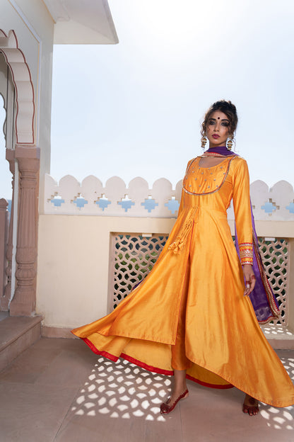 CANARY YELLOW ACHKAN SET