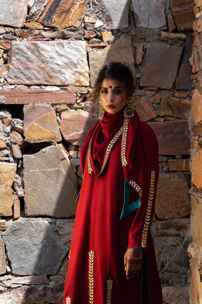 MAROON GOTAPATTI SUIT