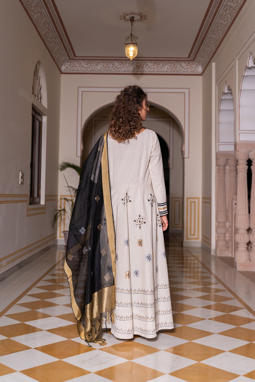 MONOCHROME ANARKALI SET