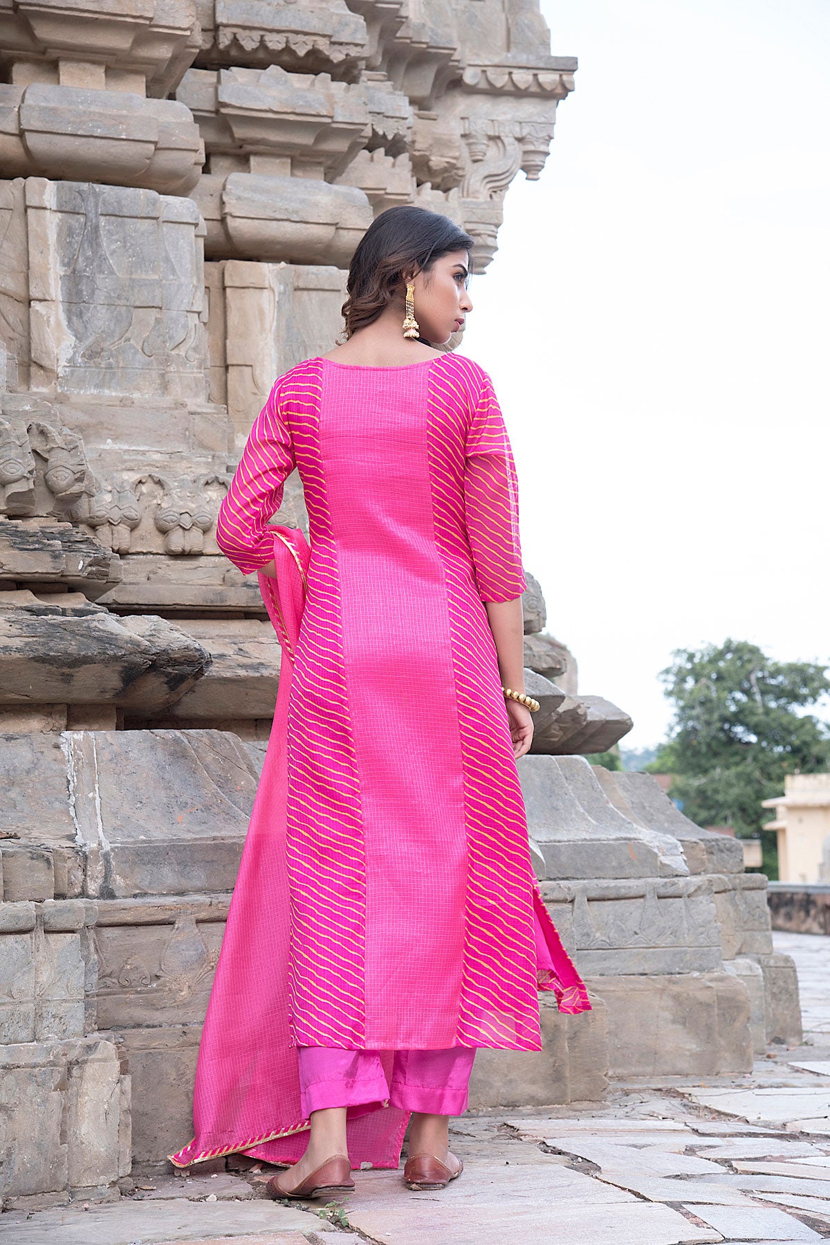FUSCIA PANELLED GOTA SUIT SET