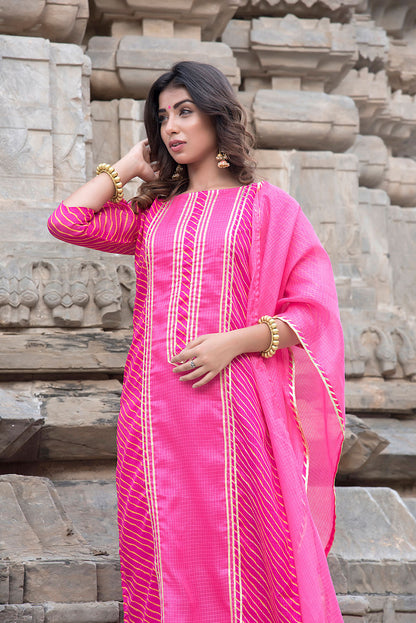 FUSCIA PANELLED GOTA SUIT SET