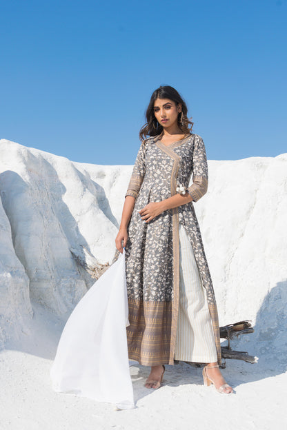 EARTHERN ANGARKHA SET