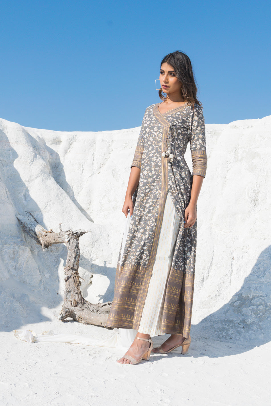 EARTHERN ANGARKHA SET