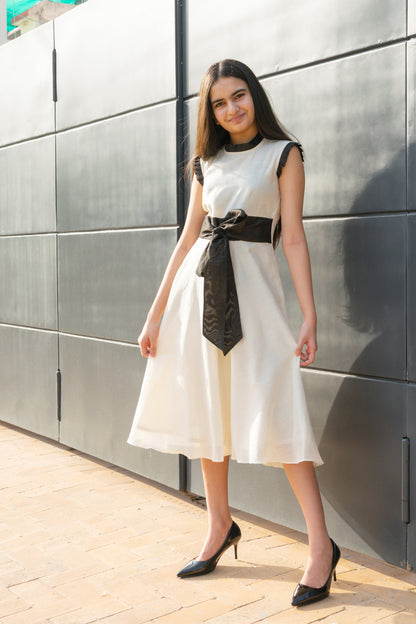 SANDERLING DRESS