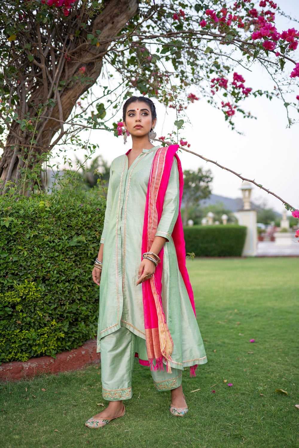 GREEN PINK GOTAPATTI SUIT