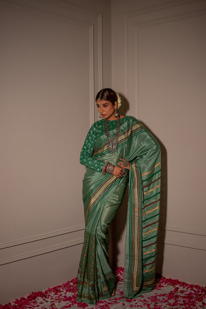 PASTEL GREEN HAND BLOCKED SAREE SET