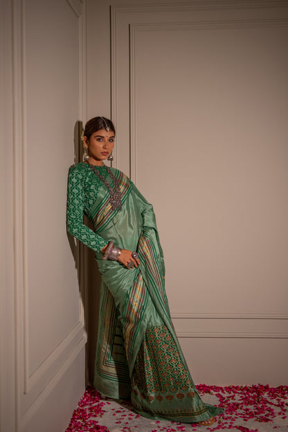 PASTEL GREEN HAND BLOCKED SAREE SET