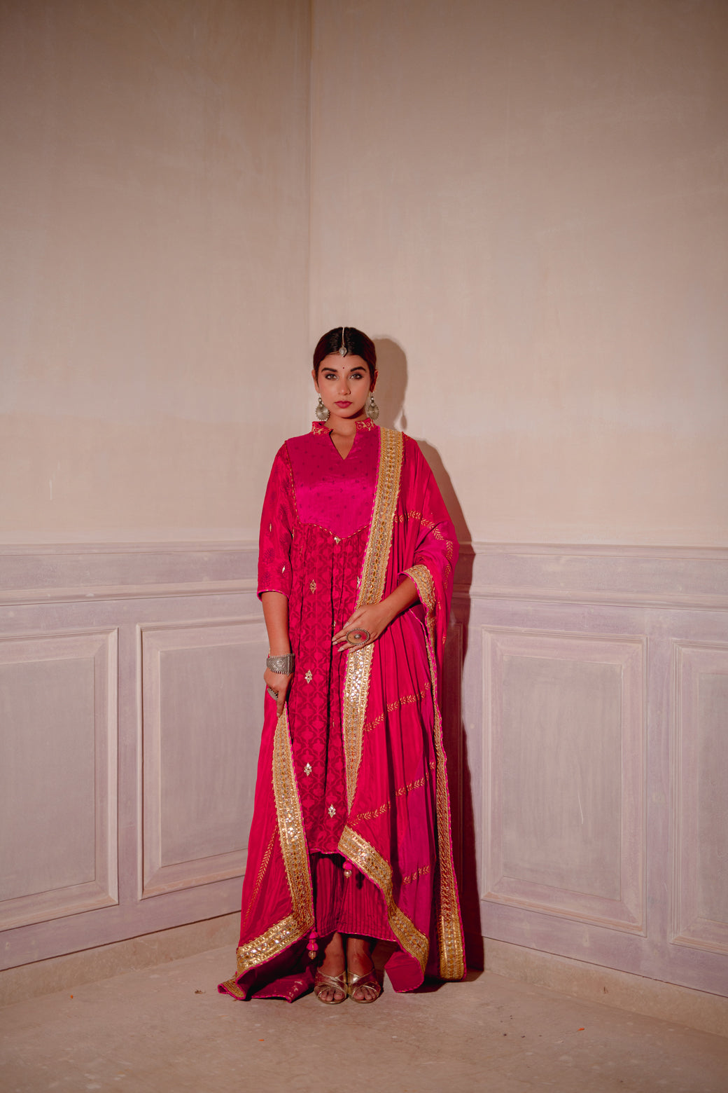 RED PINK AEHHSAAS SUIT