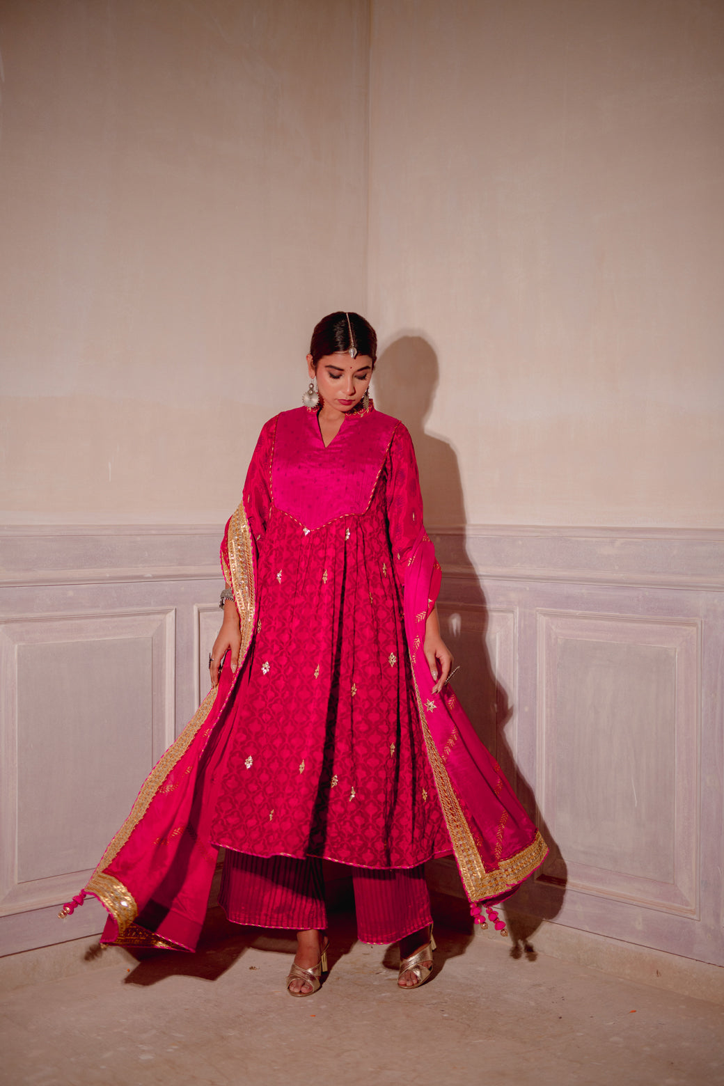 RED PINK AEHHSAAS SUIT