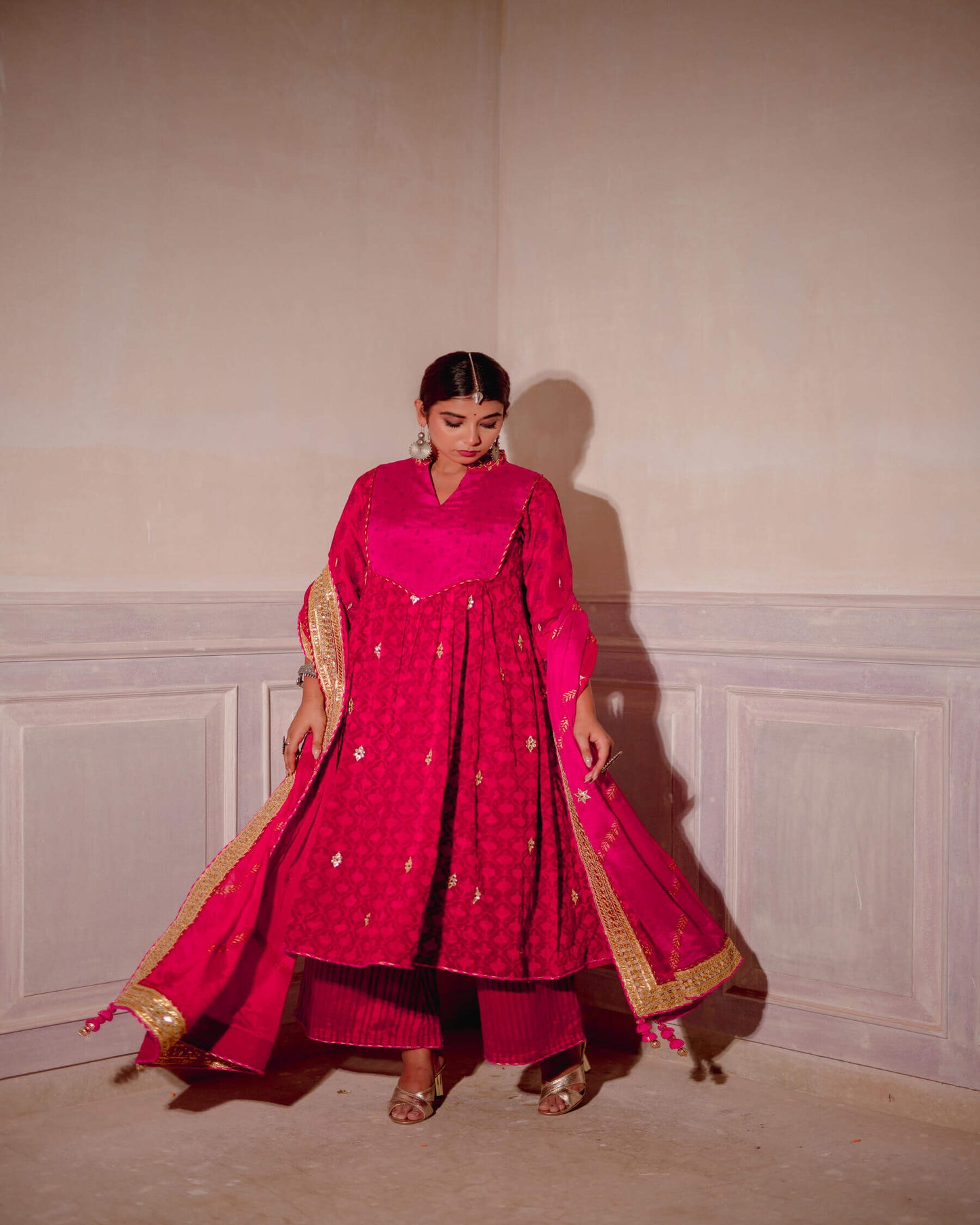 RED PINK AEHHSAAS SUIT