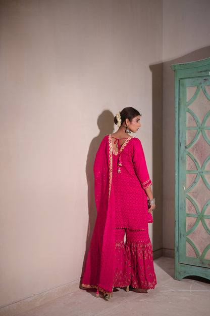 PINK AEHHSAASS GHARARA