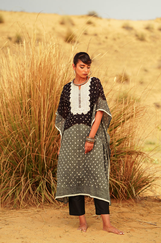 MONOCHROME KAFTAN SET