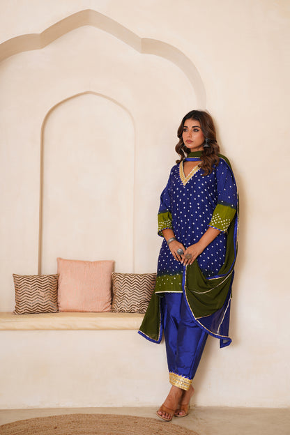 AQUOLIVE GOTAPATTI SUIT