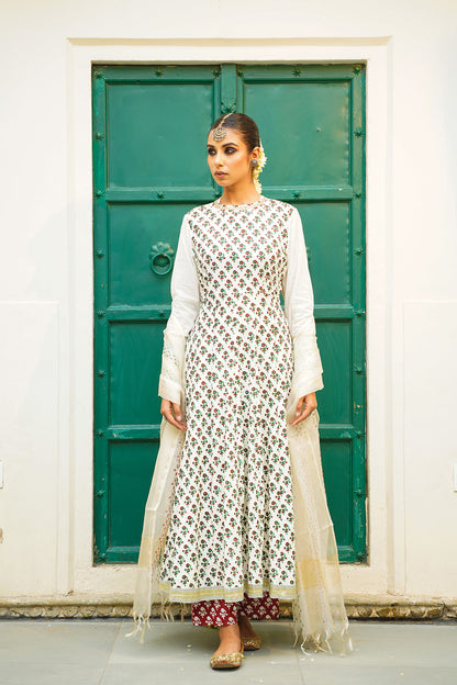 SANGANERI WOMEN'S KURTA