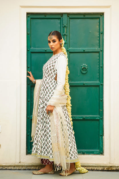 SANGANERI WOMEN'S KURTA