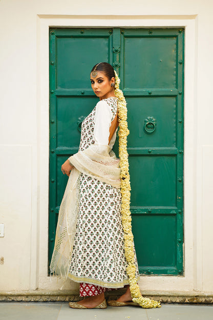 SANGANERI WOMEN'S KURTA