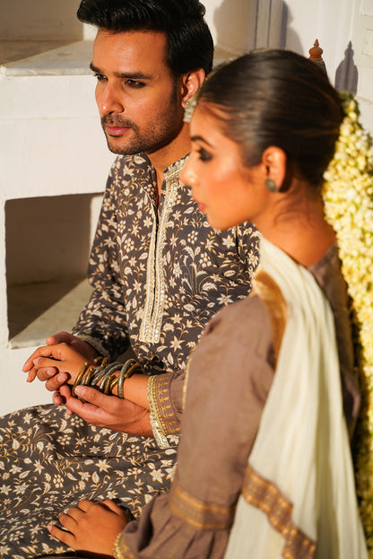 VINTAGE GREY COUPLE SET