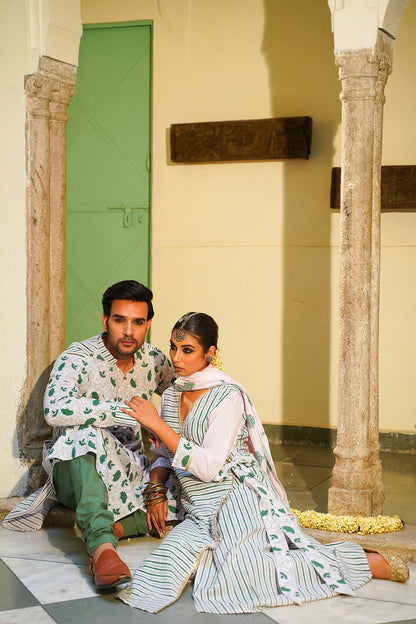 ASSYMETRIC COUPLE ANGARKHA SET