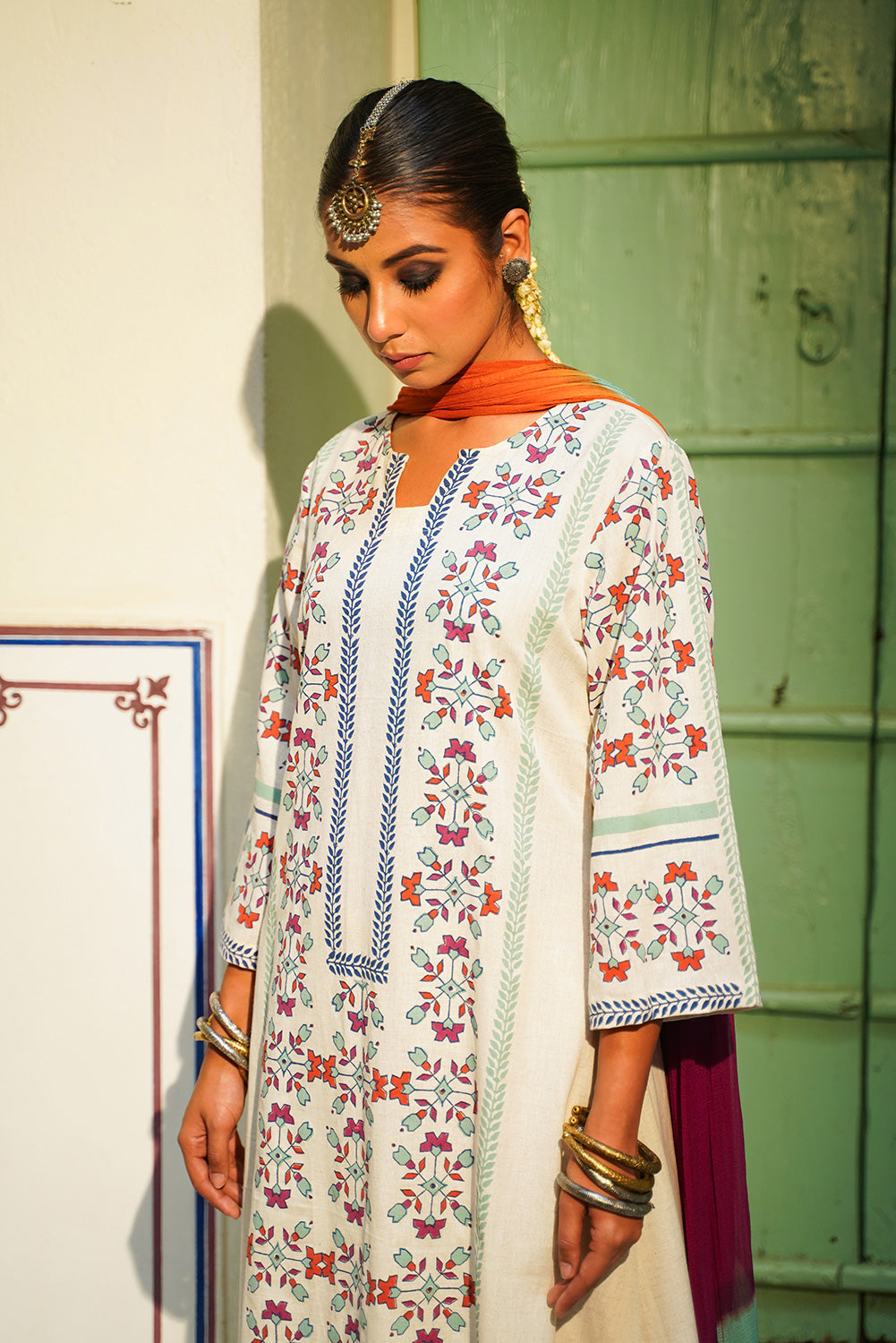 WOMEN'S MORROCCON SUIT