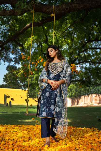 MIDNIGHT BLUE GOTAPATTI SUIT