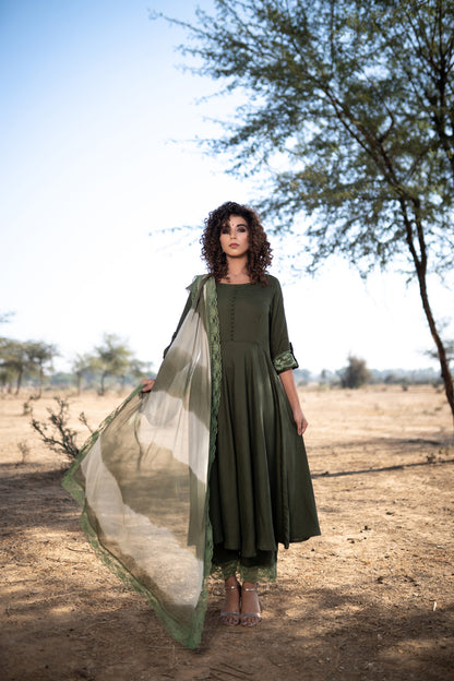 MILLITARY GREEN LACE SUIT