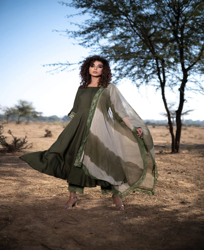 GREEN COTTON SUIT WITH SHADED DUPATTA