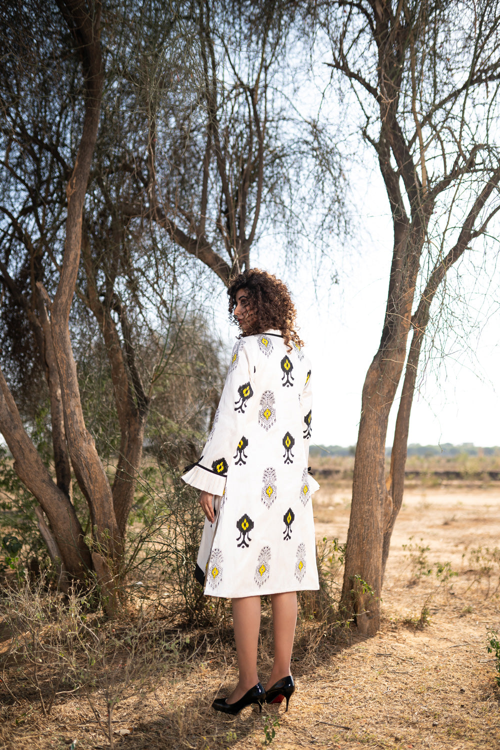 MONOCHROME SILK HANDBLOCKED COAT