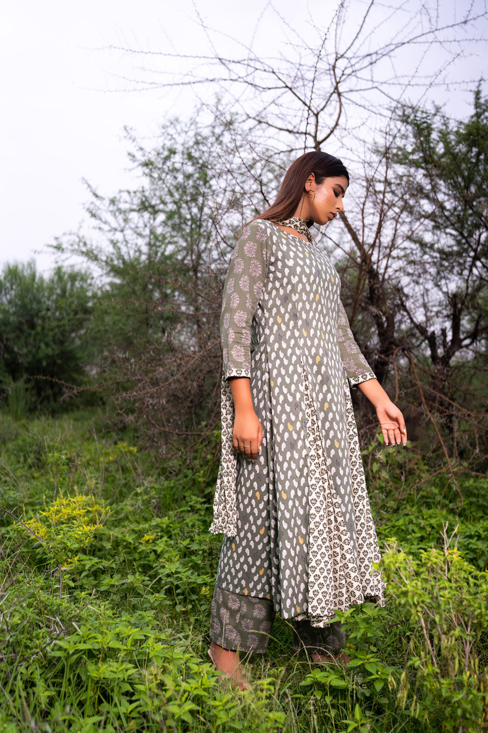 OLIVE MULTIPRINT SUIT