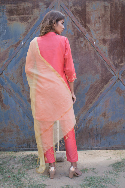 PEACH GOTA CUTWORK SET